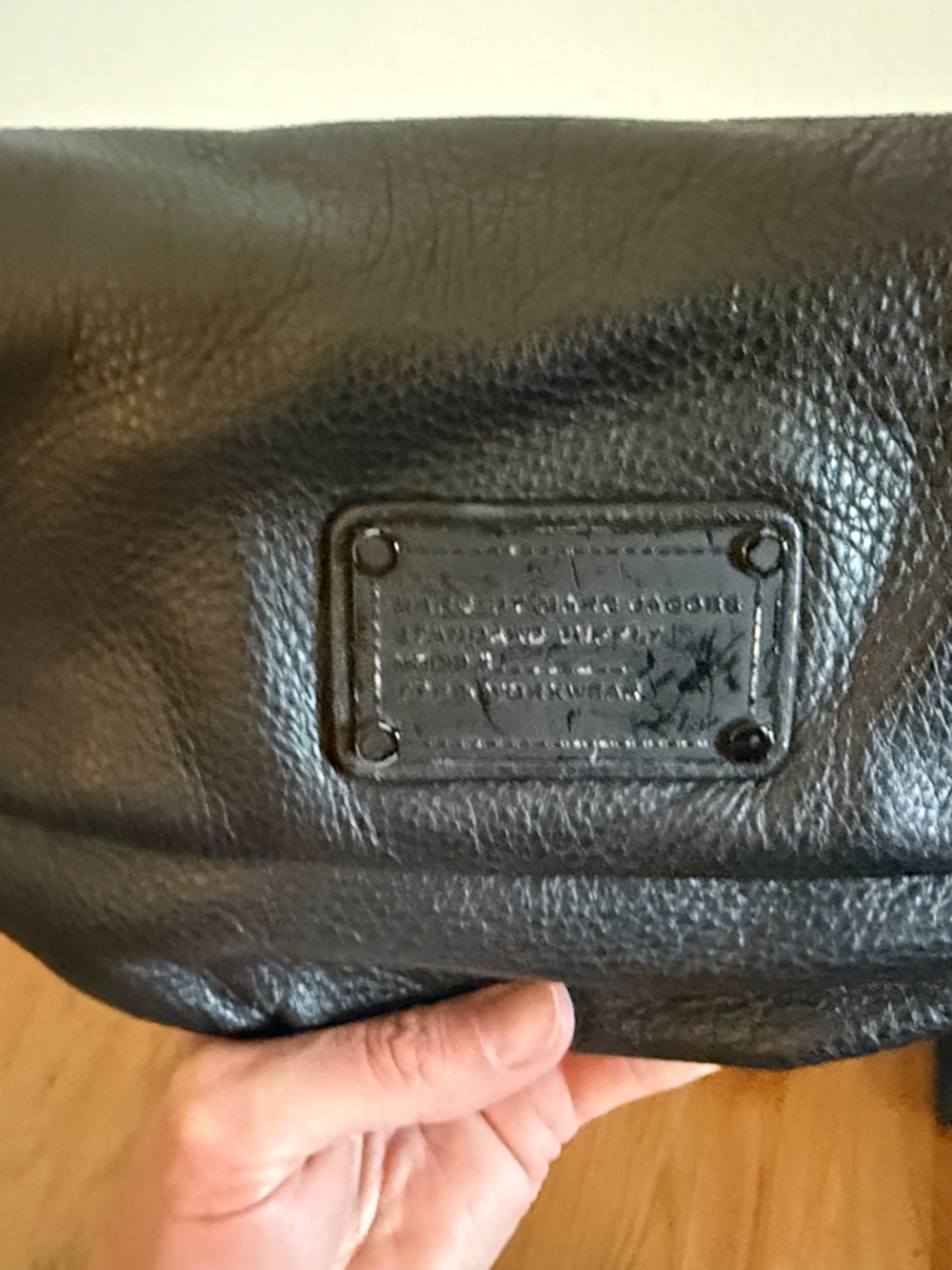 Marc Jacobs Black Pebbled Leather Shoulder Bag with Logo Print Lining